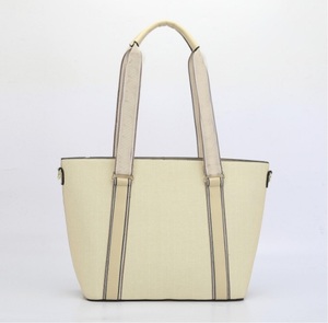 Bolsos de mano de piel sintética para mujer 100%, perfectos para el uso diario para llevar lo esencial sobre la marcha, bolsos de mano personalizados - Product Image 1