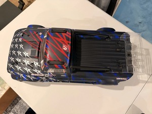 NUEVO Coche RC de Juguete con Cámara Wi-Fi, Modelo Infraction Escala 1/7 6S BLX V2, Camioneta Todoterreno 8725, 3 Años de Garantía - Product Image 2