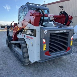 รถตักล้อยางขนาดเล็กมือสอง Takeuchi TL10V2 ประสิทธิภาพสูง พร้อมใบรับรอง CE และ EPA สำหรับงานเกษตรกรรม รุ่น TL120 TL12R2 TL10V2 TL8R2 TL6R - Product Image 2