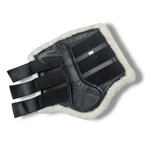Protection équestre durable pour chevaux Doublure en fourrure douce Nouvelle conception croisée en cuir artificiel Meilleures bottes de brossage pour chevaux - Product Image 1