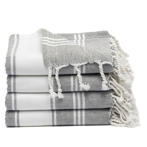 Serviette de bain Fouta en coton turc écologique tissée à la main, légère et absorbante, couverture de yoga pour le voyage et le pique-nique. - Product Image 4