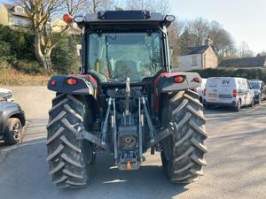 Chargeur original d'occasion Massey Ferguson 5712M disponible Tracteur Massey Ferguson à bas prix à vendre - Product Image 5