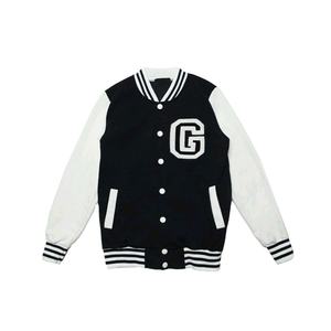 Chaqueta Varsity de Mezclilla para Hombre, Cómoda, Estilo Vintage, Ecológica, Resistente al Viento, Color Personalizado, Mangas de Cuero, Letra Personalizada en la Parte Delantera - Product Image 1