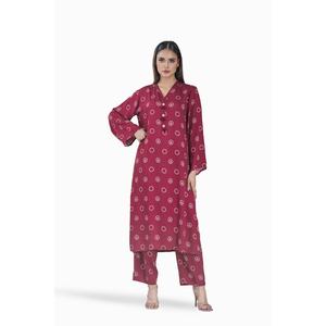 Ensemble coordonné 2 pièces en crêpe imprimé bordeaux pour femme - Tenue décontractée avec short - Disponible en tailles XS, S, XL, XXL - Product Image 2