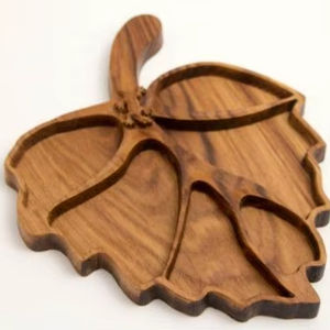 Bandeja de servicio en forma de hoja de madera de calidad superior 100%, apta para lavavajillas, estilo clásico para vajilla de cocina, alimentos y bebidas - Product Image 1