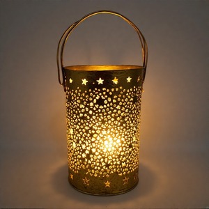 CandleWish Winter Blessing Portavelas de aluminio Elegante diseño de fundición Perfecto para Nochebuena y decoración navideña - Product Image 1