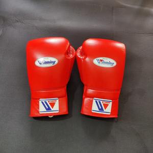 Gants de boxe personnalisés OEM en dentelle rouge à lacets, dernier design, gants de boxe d'entraînement personnalisés, fabricants ODM de gants de boxe - Product Image 3