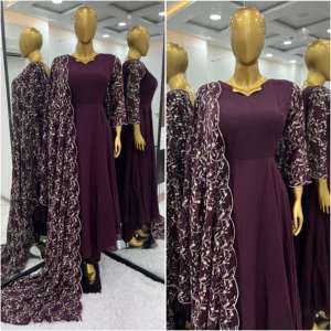 Haute Sur Demande Femmes Survêtement Robe pour Longue Fête Robe de Mariée avec Bas et Dupatta Disponible au Prix de Gros - Product Image 4