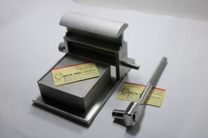 MEEK Electric Skin Graft Expansion Mesher Instrumento quirúrgico Cuchillo hecho de metal - Product Image 2