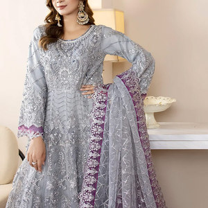 Robe longue à manches longues en dentelle à motifs unis respirante et écologique, best-seller de l'usine directe, couleur contrastée, boutique pour femmes - Product Image 4