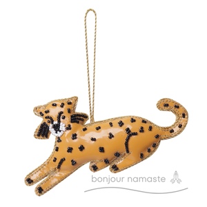 Ghepardo leopardo delle nevi ornamento di Natale in finta pelle | Ornamento natalizio artigianale con decorazioni natalizie con perline fatte a mano - Product Image 1