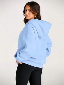 Trendy Queen Womens Oversized Hooded Pullover Sudaderas de lana de manga larga con bolsillo para ropa de otoño e invierno - Product Image 3