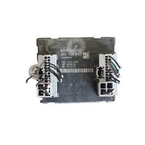UNITÉ DE COMMANDE DE PORTE ARRIÈRE DROITE LAND ROVER Range Rover Velar 204dth (17>) - Product Image 1