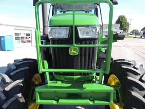 Vente en gros Tracteur Johnn Dee.ree 6105E pour usage agricole, machines agricoles durables avec moteur puissant, qualité au prix d'usine - Product Image 6