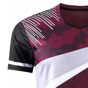 Uniforme de voleibol cómodo y transpirable Uniforme de voleibol profesional disponible para hombres - Product Image 5