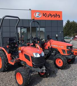 Tractor cortacésped Kubota B2601 4x4, tractores Kubota para agricultura, mini tractor de jardín en venta, compre ahora al mejor precio. - Product Image 1