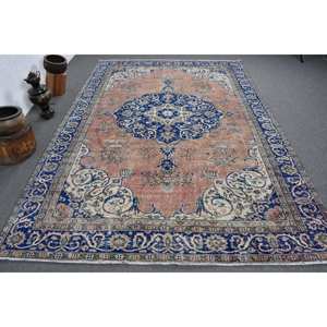 Alfombra de lana azul y rosa tradicional hecha a mano, alfombra rectangular de rompecabezas de retazos turcos de 6,9x10,1 pies para sala de estar, respaldo de látex - Product Image 1