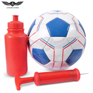 Ballon de football officiel en caoutchouc thermosoudé de qualité supérieure, fabriqué au Pakistan, 32 panneaux, PVC épais de bonne qualité - Product Image 4