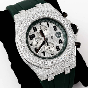 Montre personnalisée Iced Out Half Diamond Moissanite Round Brilliant Cut Chronograph Watch avec une clarté sans faille - Product Image 4