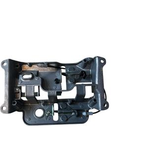 Support de verrouillage de siège en acier d'origine Yamaha Tracer 9 GT 2020 2PP2478X0100 - Product Image 1