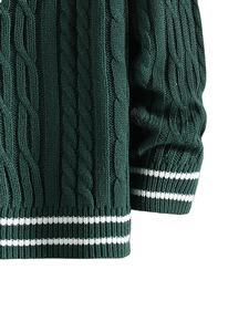 Suéter de Invierno Personalizado para Hombre, Cuello en V, Tejido de Cable Acrílico, con Logotipo Frontal Antiencogimiento, Opciones Personalizadas - Product Image 3