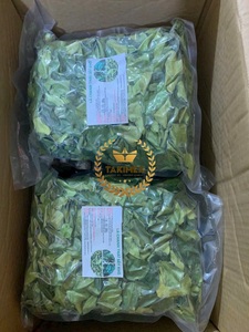 Hojas de lima kaffir secas de nueva cosecha de muy alta calidad, listas para entrega, embalaje OEM, etiqueta personalizada, origen Vietnam. - Product Image 5