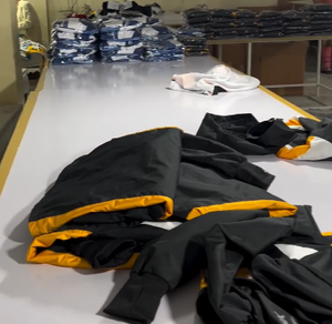 Fabricant de vêtements de sport uniforme vente en gros personnalisé motif 3D Design Hawaii palmiers Performance T-Shirt - Product Image 4