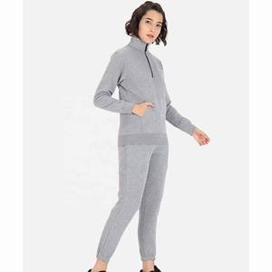 Ensembles de jogging de gymnastique pour femmes ensemble deux pièces à motif solide avec pantalon élastique grande taille survêtement d'hiver vente en gros de nouveautés - Product Image 5