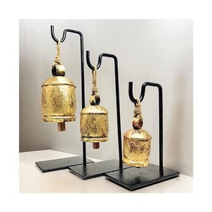 Aziz exporta campanas colgantes decorativas de metal con soporte-Decoración navideña vintage Showpiece Tamaño personalizado Venta caliente - Product Image 1