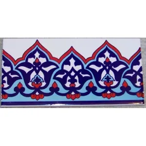 Borde de azulejo de cerámica turco Iznik 4 "x 8" (10cm X20cm) Patrón floral rojo y azul - Product Image 1