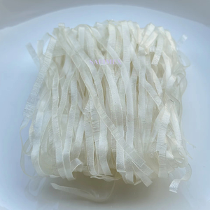 บะหมี่กึ่งสำเร็จรูปในเวียดนามสำหรับบะหมี่กึ่งสำเร็จรูปบรรจุภัณฑ์แบบสั่งทำราคาถูกจากผู้ผลิตในเวียดนาม - Product Image 1