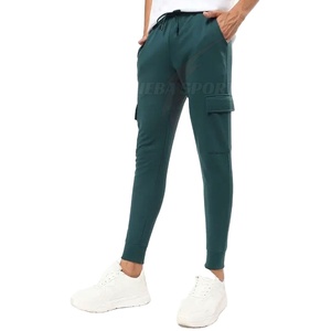 Venta al por mayor de pantalones ligeros de los hombres de alta calidad de algodón Streetwear Casual de media cintura liso teñido recto ropa de moda de los hombres - Product Image 1