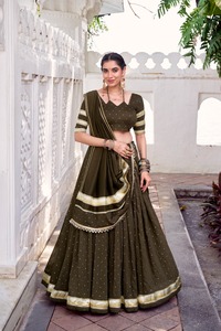 Designer Pure Chanderi Lehenga Choli avec un artisanat élégant parfait pour les mariages et les vêtements de fête disponibles au meilleur prix - Product Image 3