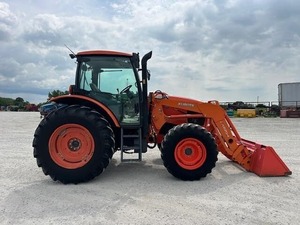 รถแทรกเตอร์ M110GX ขับเคลื่อน 4 ล้อ เครื่องยนต์ใหม่ของ Massey Ferguson กำลัง 100 แรงม้า ปั๊มเกียร์ ลูกปืน ชิ้นส่วนหลัก ระบบเกียร์ รถแทรกเตอร์ขับเคลื่อนด้วยเฟือง - Product Image 3