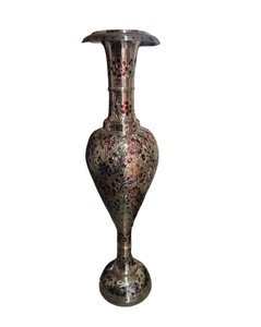 Taille personnalisée Gravé Pot De Fleur Antique Indien Décor Nakkashi Travail Pour La Décoration De La Maison Faveur De Mariage Pot De Fleur En Métal. - Product Image 1