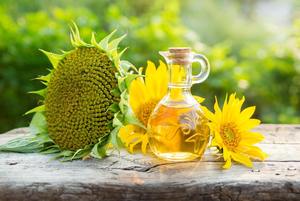Huile de tournesol biologique à haute teneur en acide oléique, pressée à froid, raffinée, huile de cuisson de qualité supérieure, export en vrac - Product Image 4