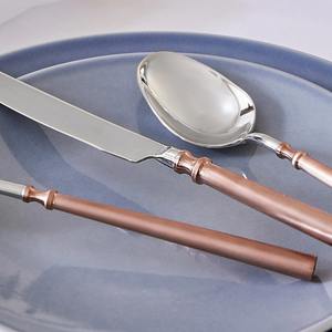 Ensemble de couverts bicolore avec têtes argentées et poignées dorées, couverts luxueux pour la cuisine, les mariages, les restaurants, usage quotidien, en provenance d'Inde - Product Image 5