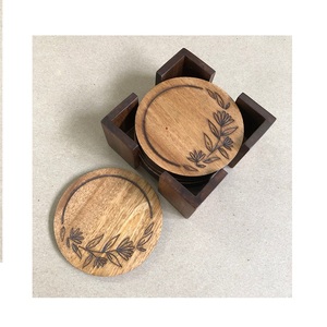 Posavasos de madera marrón Diseño único Posavasos de vidrio de forma cuadrada para uso en el hogar y la Mesa del hotel Producto de precio barato - Product Image 1