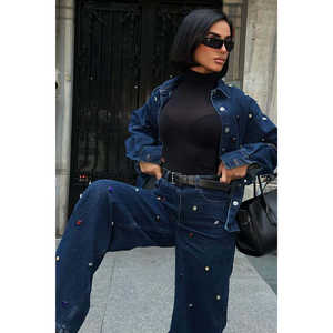 Veste oversize pour femme 10278-08 en jean avec détails en pierre – Confortable et au design unique - Product Image 4