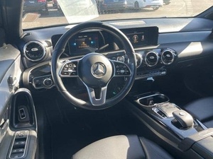 Used 2020 Mercedes-Benzz Classe A A220 - Product Image 3