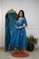 Ensemble Kurti Anarkali indien avec pantalon et dupatta pour femme, en soie et viscose, longueur ras du sol, coupe ajustée, robe de soirée, tenue pakistanaise
