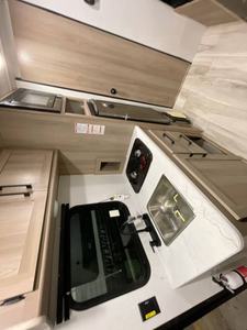 Nouvelle caravane de voyage légère en tôle galvanisée Keystone C-o-l-e-m-a-n 17B 2026 - Product Image 5