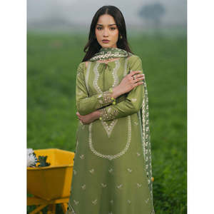 Ensemble de costume 3 pièces brodé en tissu lawn pour femme IZEL avec dupatta imprimé en mousseline et pantalon, modèle BIC-4509 - Product Image 5