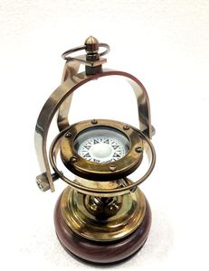 Boussole en laiton antique nautique unique créative art de camping et boussole antique décorative à collectionner décor de bureau à la maison - Product Image 6