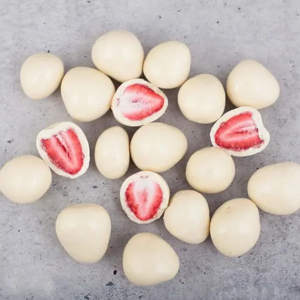 Dragé de Chocolate Blanco con Fresa de Primera Calidad – Liofilizado, Recubierto Premium, Delicias Gourmet, Empaque a Granel - Product Image 1