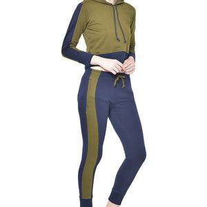 ชุดวอร์มผู้หญิงสำหรับฤดูหนาว ใช้งานกลางแจ้ง ไซส์ใหญ่ รับสกรีนโลโก้ ผ้าฝ้าย 100% ทนทาน ชุด 2 ชิ้น รุ่น 2026 - Product Image 3