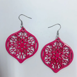 Boucles d'oreilles pendantes en corne vietnamienne faites à la main, best-seller 2026, artisanat mignon pour la collection de bijoux de mode américaine - Product Image 1