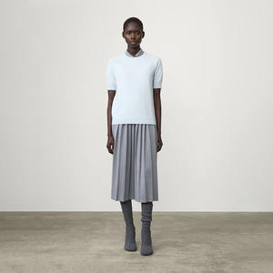 Ropa de calle para mujer Camiseta de gran tamaño Camiseta informal de algodón Bordado personalizado Top de moda OEM Venta al por mayor a granel - Product Image 1