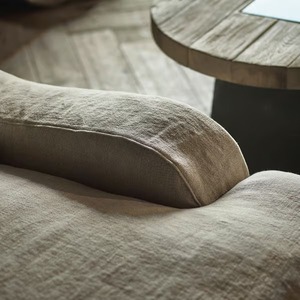 Sofá Contemporáneo, Aerodinámico, de Líneas Curvas, Atemporal y Elegante sin Esfuerzo - Product Image 3