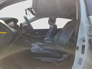 ฮุนได ทูซอน ix LX20 ปี 2012 *หลังคาเปิดได้+กุญแจรีโมท 2 ดอก+ล้อแม็ก 18 นิ้ว* สภาพดี พร้อมฟังก์ชั่นมากมาย รถ SUV ยอดนิยมจากเกาหลี รถมือสองคุณภาพดี ผลิตอย่างประณีต - Product Image 3